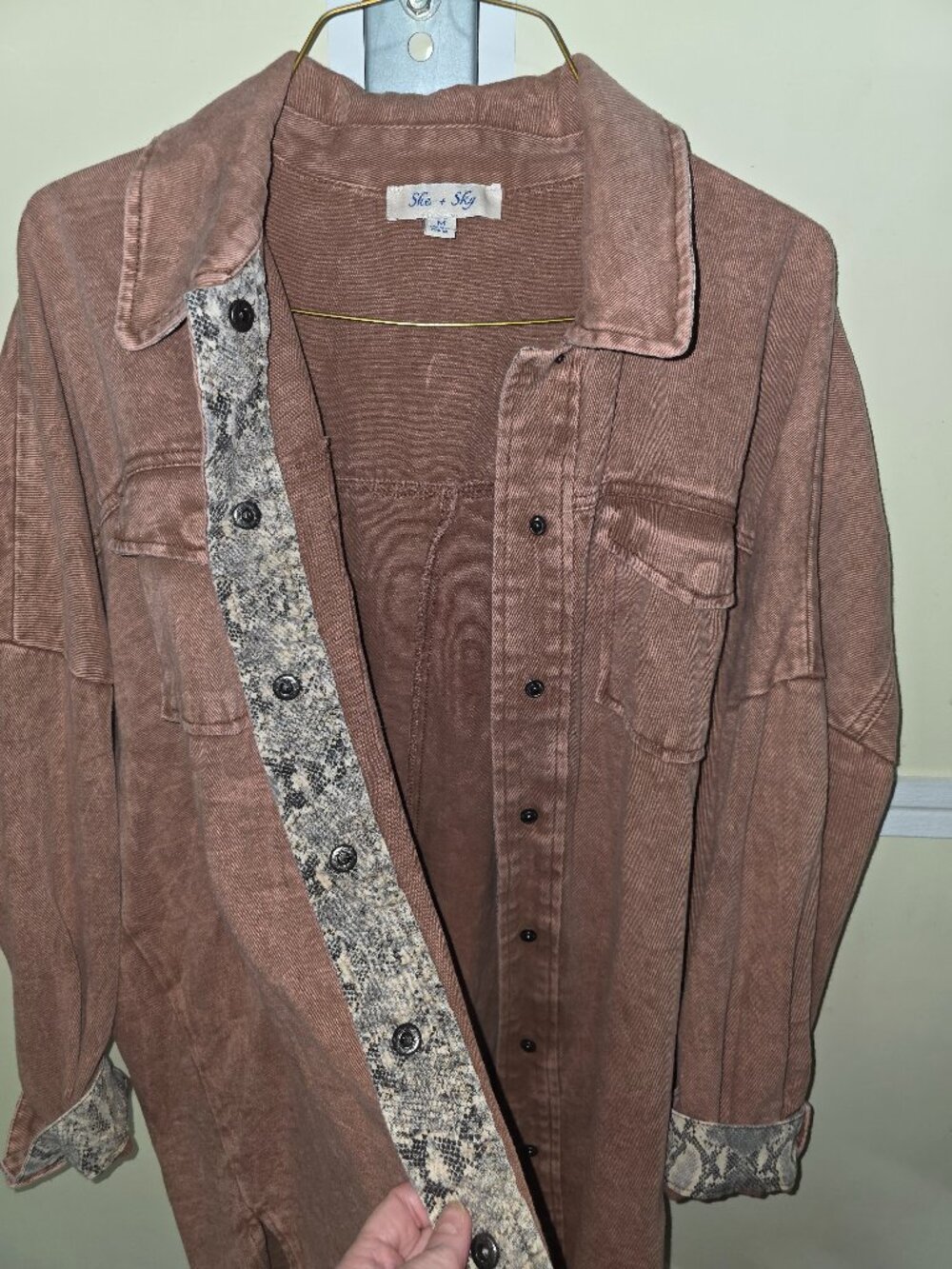 Boutique she + sky womens button up shirt jacket medium